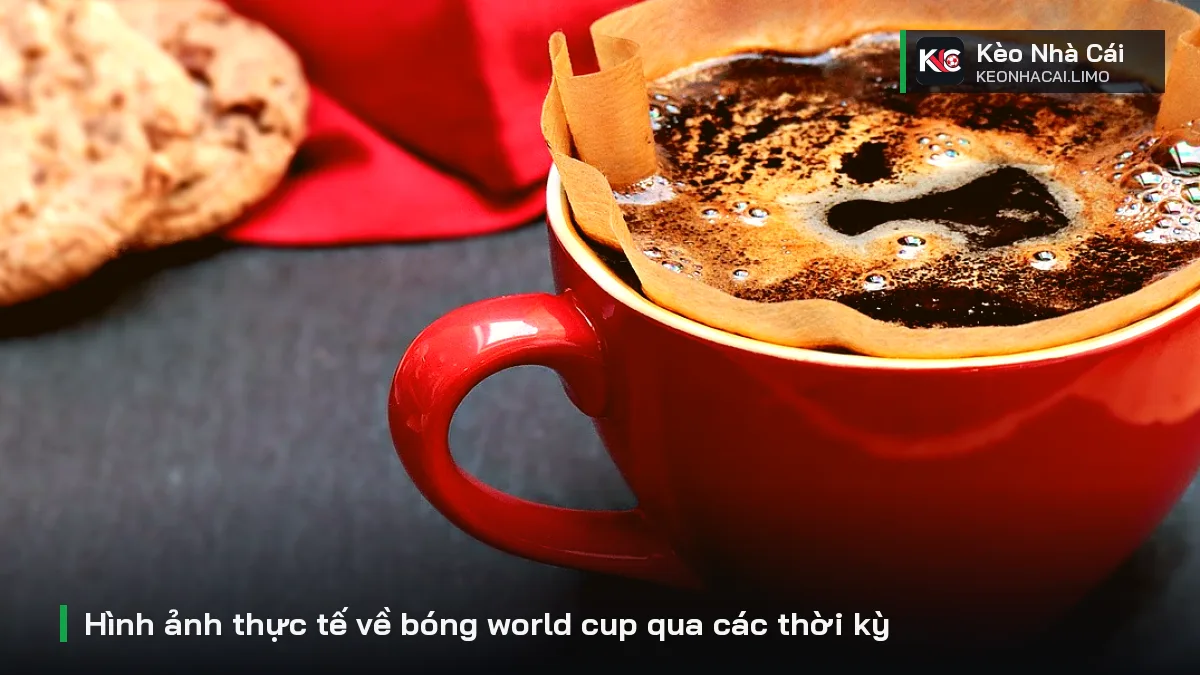 Hình ảnh thực tế về bóng world cup qua các thời kỳ